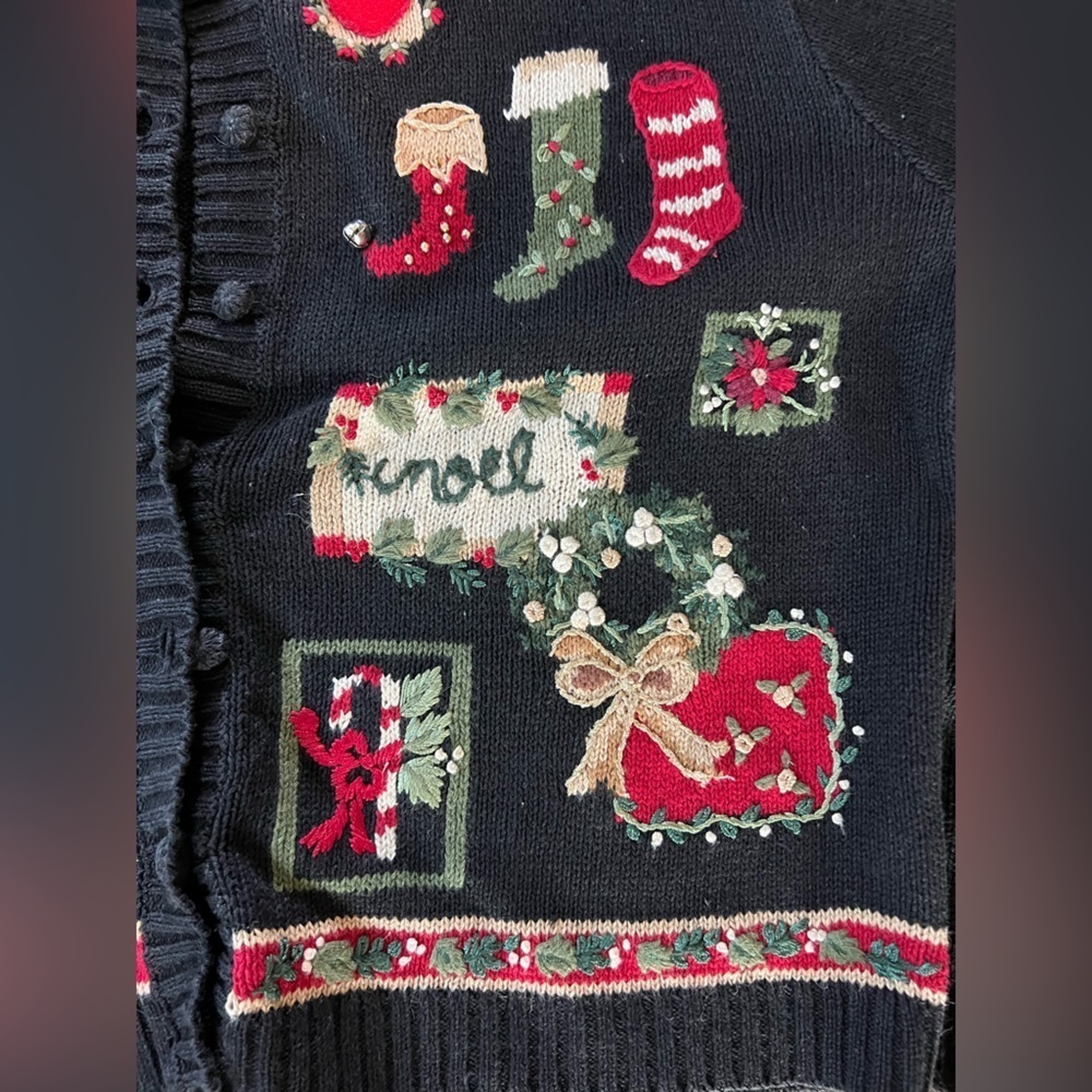 Vintage size XL Heirloom Collections Christmas sweater. Cardigan button down. - Picture 4 of 5